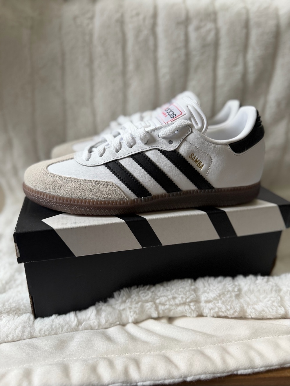 adidas Kids White Low-Top Sneakers with Subtle Black Heel Tab